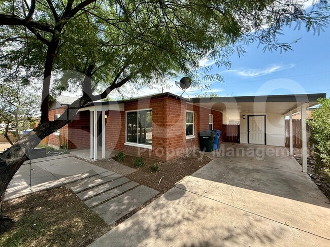 4020 N 33rd St in Phoenix, AZ - Foto de edificio - Building Photo