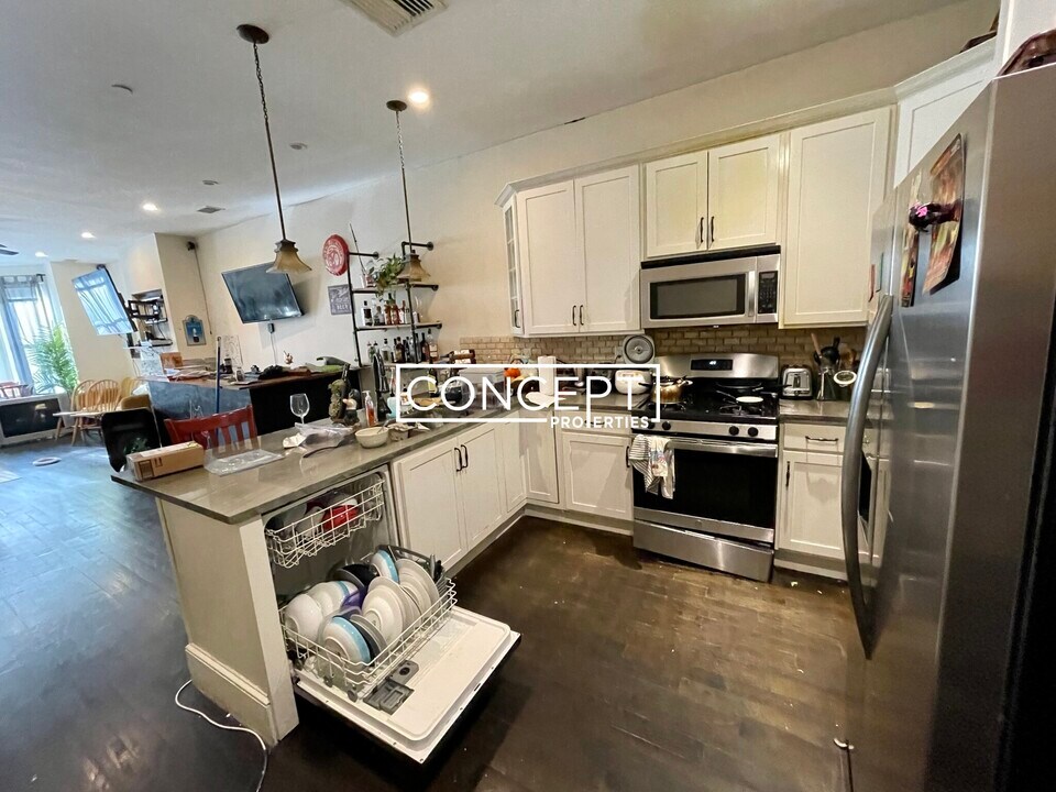 23 Hillside St in Boston, MA - Foto de edificio