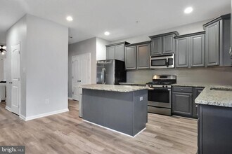 7524 Briargrove Lane in Glen Burnie, MD - Building Photo - Building Photo