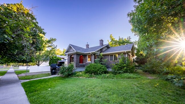 property at 441 600 E