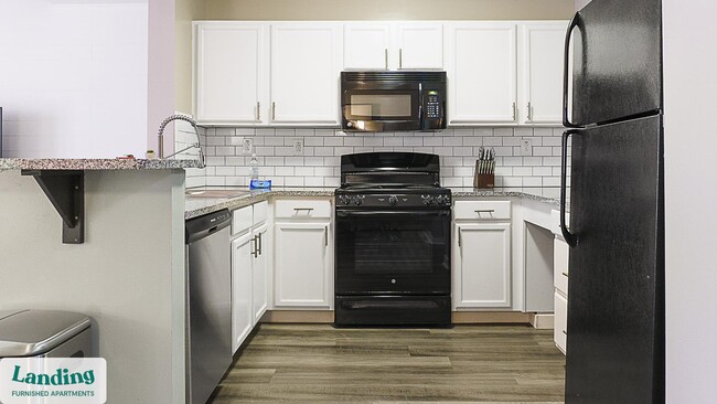 335 W 9th St in Indianapolis, IN - Building Photo - Building Photo