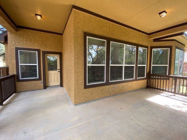 property at 1814 Lindal Pointe