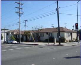 2470 Ocean Park Blvd in Los Angeles, CA - Building Photo - Building Photo