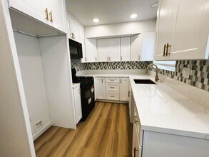 13811 La Pat Pl in Westminster, CA - Building Photo - Building Photo