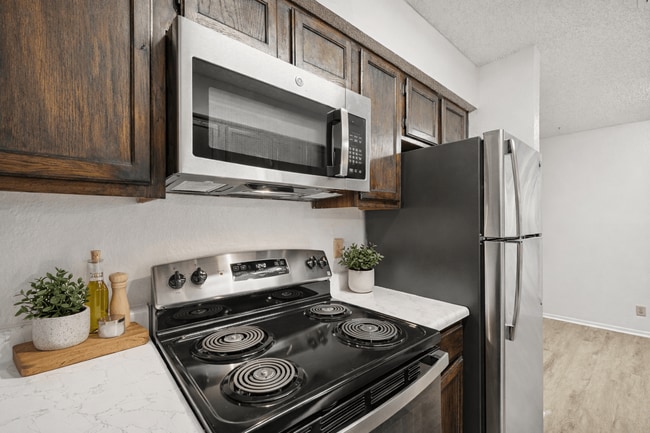 Carmel at Deerfield in San Antonio, TX - Foto de edificio - Building Photo