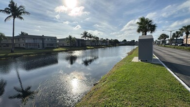 201 Brittany F in Delray Beach, FL - Building Photo - Building Photo