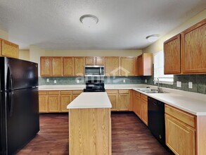 2493 Monarchy Ln in Greenwood, IN - Building Photo - Building Photo