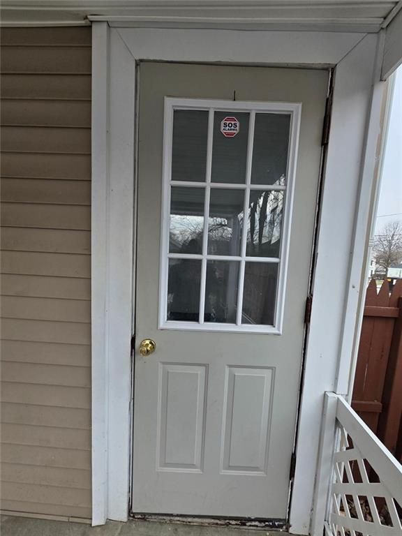 20 Pendleton St in Cranston, RI - Foto de edificio - Building Photo