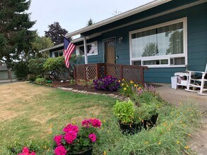 6139 Vista Dr in Ferndale, WA - Building Photo - Building Photo