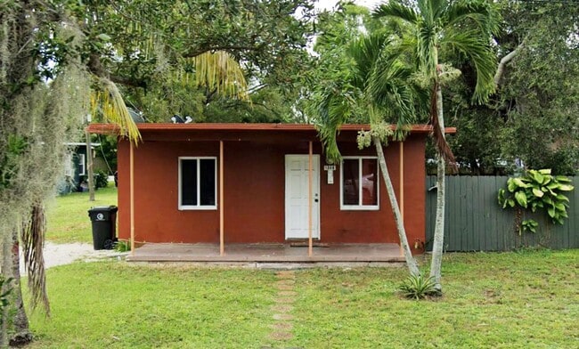 1308 NW 4th St in Fort Lauderdale, FL - Building Photo - Building Photo