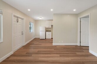 901 N F St in Lake Worth Beach, FL - Building Photo - Building Photo