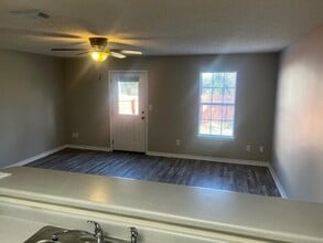2261 Whitman Ln in Fort Walton Beach, FL - Building Photo - Building Photo