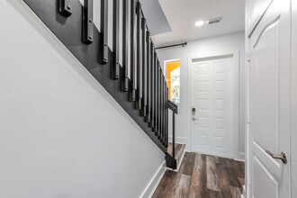 285 River Bluff Ln in Royal Palm Beach, FL - Building Photo - Building Photo