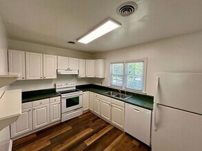 106 Indian Springs Rd in Williamsburg, VA - Building Photo - Building Photo