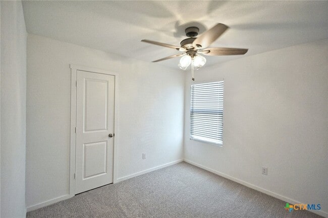 742 Tower Hl Vw in New Braunfels, TX - Building Photo - Building Photo