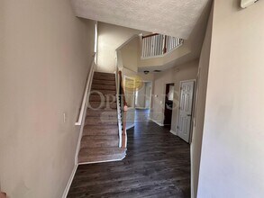 827 Forsythia Way in Canton, GA - Building Photo - Building Photo