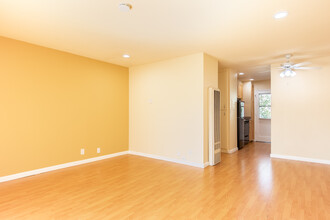 Sandalwood Apartments in San Jose, CA - Foto de edificio - Interior Photo