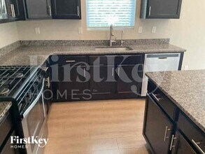 2815 Preston Woods Trail in O'Fallon, MO - Foto de edificio - Building Photo