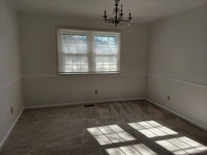 1312 Yawl Point in Virginia Beach, VA - Building Photo - Building Photo