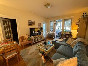 19 Melvin Ave in Boston, MA - Foto de edificio - Building Photo