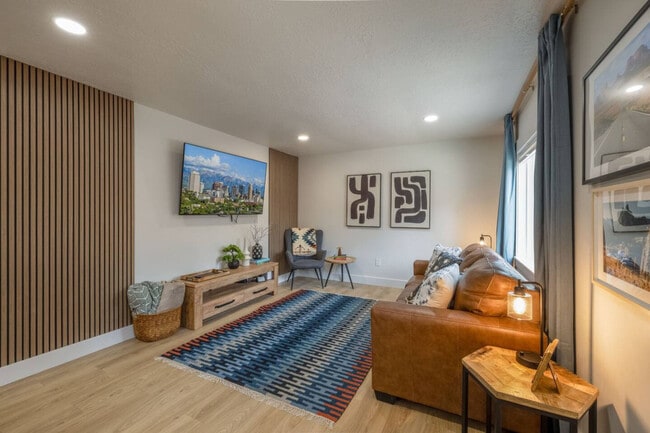 840 W 400 N in Salt Lake City, UT - Building Photo - Building Photo