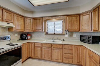 1531 N 116th St in Wauwatosa, WI - Building Photo - Building Photo