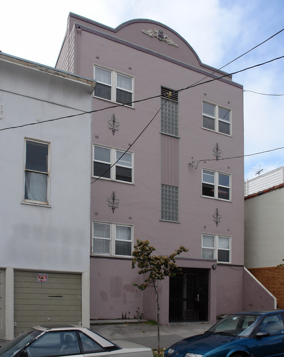 3267 19th St in San Francisco, CA - Building Photo