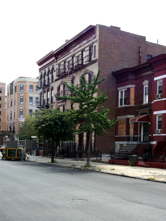 442-444 Saint Marks Ave in Brooklyn, NY - Building Photo