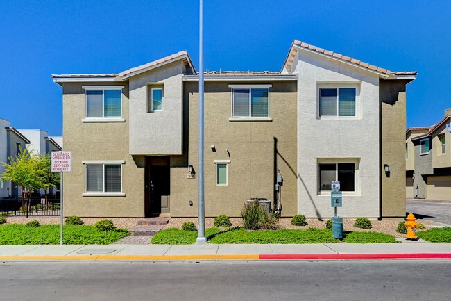 2633 Mocha Pearl Ct in North Las Vegas, NV - Building Photo - Building Photo