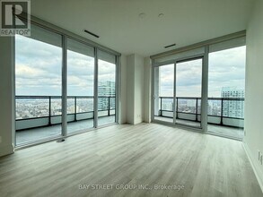 65 Broadway Ave in Toronto, ON - Building Photo - Building Photo