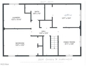 15681 Oakdale St in Middlefield, OH - Foto de edificio - Building Photo