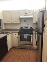 5438 Verona Dr-Unit -D in Boynton Beach, FL - Building Photo - Building Photo