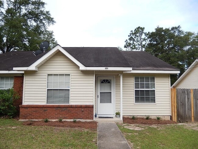 property at 1532 Patrick Ave