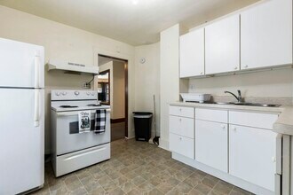 511 S 3rd St in Dekalb, IL - Building Photo - Building Photo