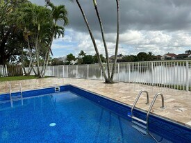 9841 Ridge Creek Rd in Boca Raton, FL - Building Photo