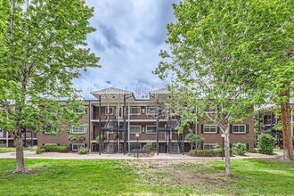 6800 E Tennessee Ave in Denver, CO - Building Photo - Building Photo