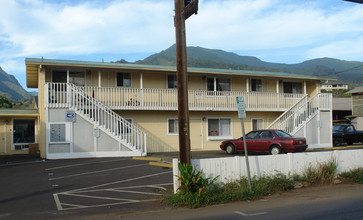 341 N Market St in Wailuku, HI - Foto de edificio - Building Photo