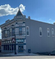 202 S Madison St in Bloomfield, IA - Building Photo