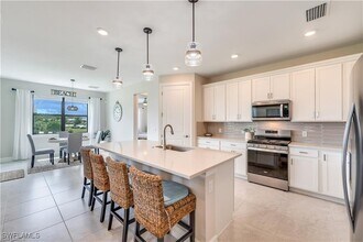20024 Hartford Blvd in Estero, FL - Building Photo - Building Photo