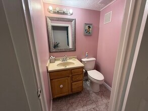 11 Honeybell Ct in Owings Mills, MD - Building Photo - Building Photo