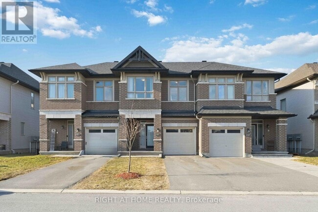 property at 695 Capricorn Cir