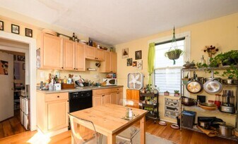 352 Norfolk St in Cambridge, MA - Building Photo