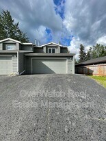 6133 Prosperity Dr in Anchorage, AK - Building Photo