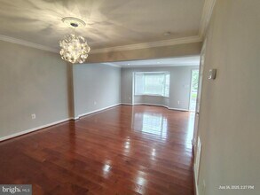 2770 Bixby Rd in Woodbridge, VA - Foto de edificio - Building Photo