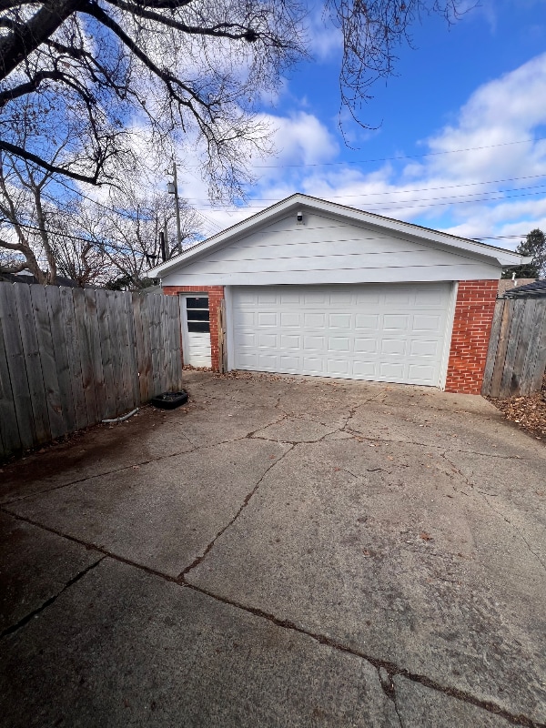 2802 Flora Ave in Louisville, KY - Foto de edificio - Building Photo
