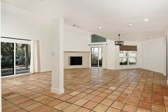 15 Crinkleroot Ct in Spring, TX - Building Photo - Building Photo