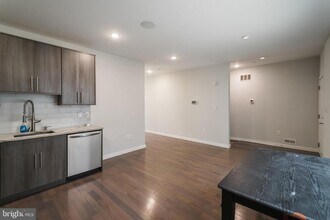 1524 N 8th St in Philadelphia, PA - Building Photo - Building Photo