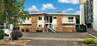 1265 Chemeketa St NE in Salem, OR - Building Photo