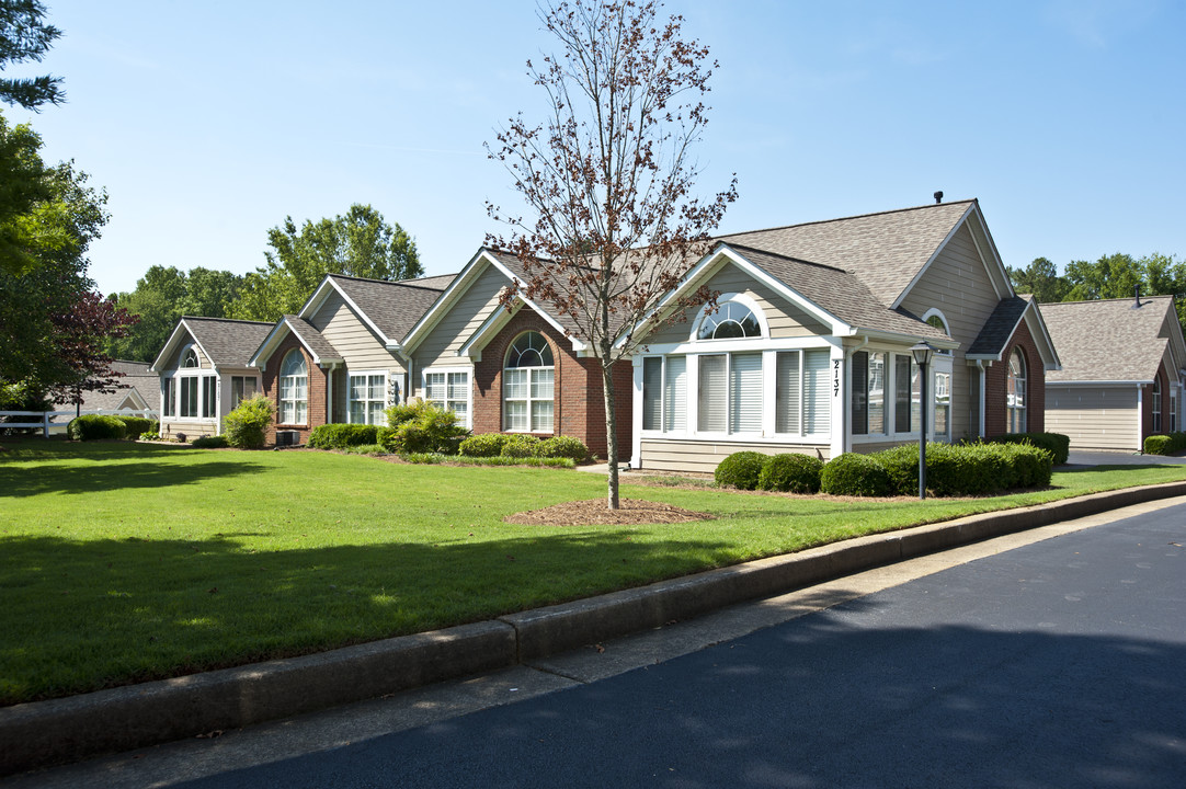 The Crossing of East Cobb in Marietta, GA - Building Photo