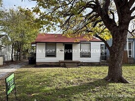 4309 Lisbon St in Fort Worth, TX - Building Photo